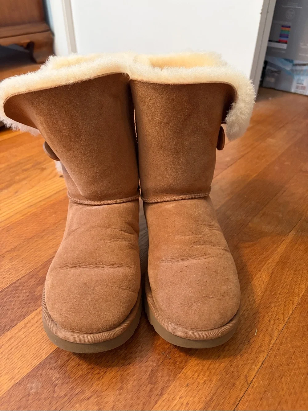 UGG Chestnut Shearling Button Short Winter Boots